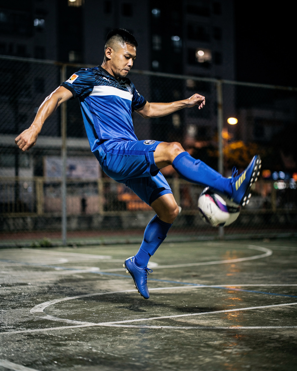 Street court backheel at night